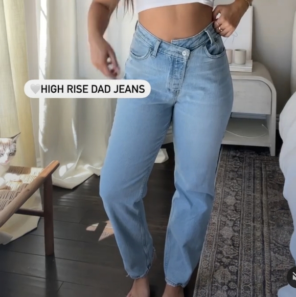 Abercrombie & Fitch Denim - Criss-Cross Dad Jeans